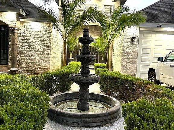 2nd image of 4601 Date Palm Ave