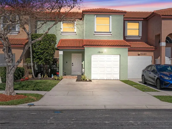 15111 NW 8th St, Pembroke Pines, FL 33028