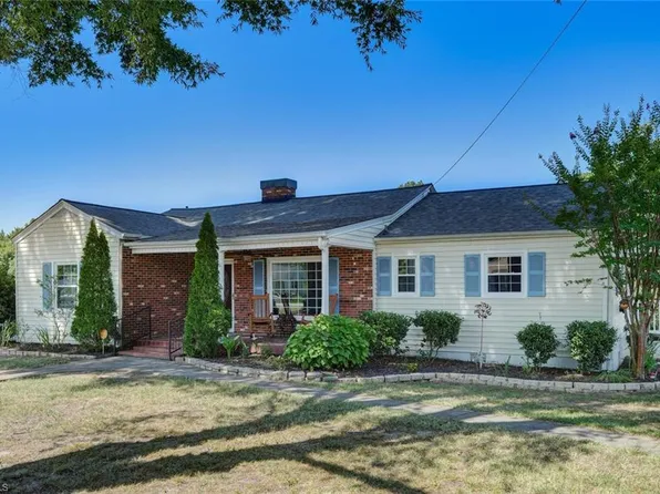 1013 Elm St, Reidsville, NC 27320