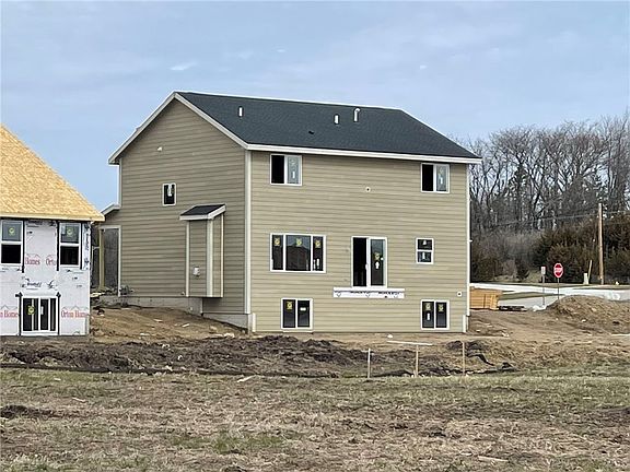2nd image of 1109 W Trace Dr