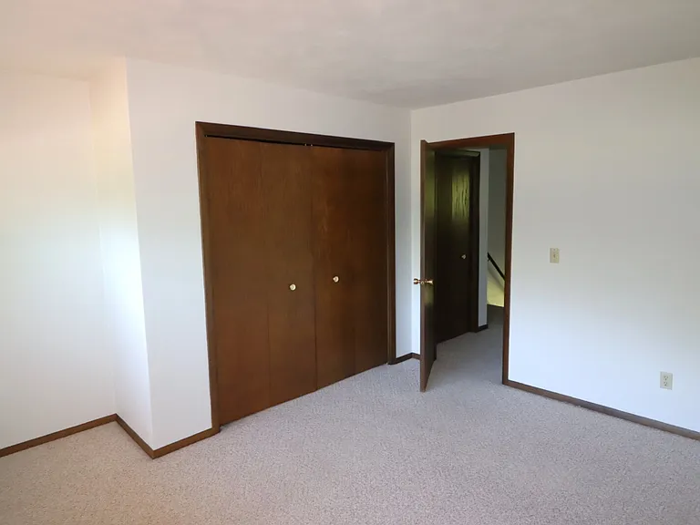 926 E Northwood Dr — Photo 9