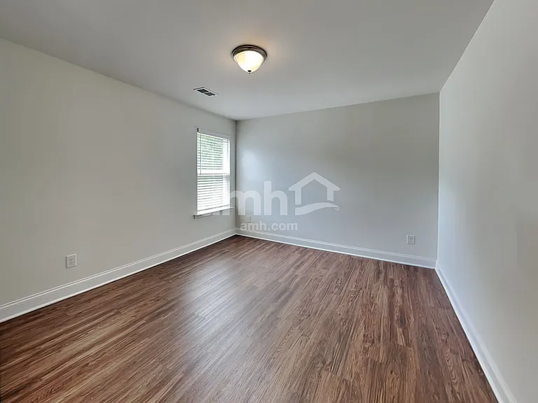 600 Lake Vista Ct — Photo 23