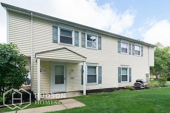 1st image of 144 Canterbury Ln