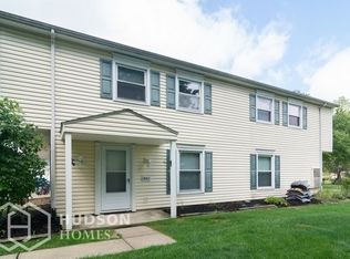 144 Canterbury Ln, Medina, OH