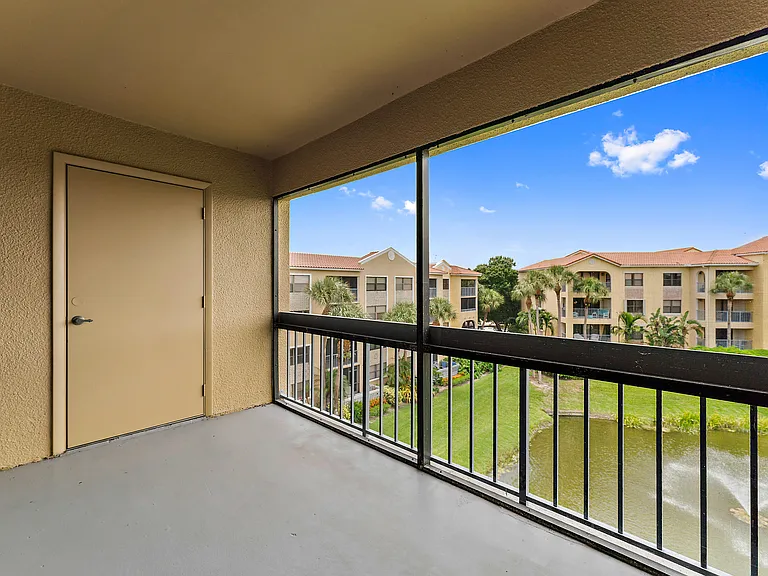 700 Uno Lago Dr #404 — Photo 15