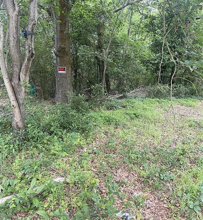 1st image of 12715 Beaumont Hwy