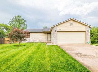 6135 W 38th St S, Wichita, KS 67215