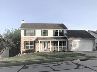 804 Oakmoor Dr, Fenton, MO 63026