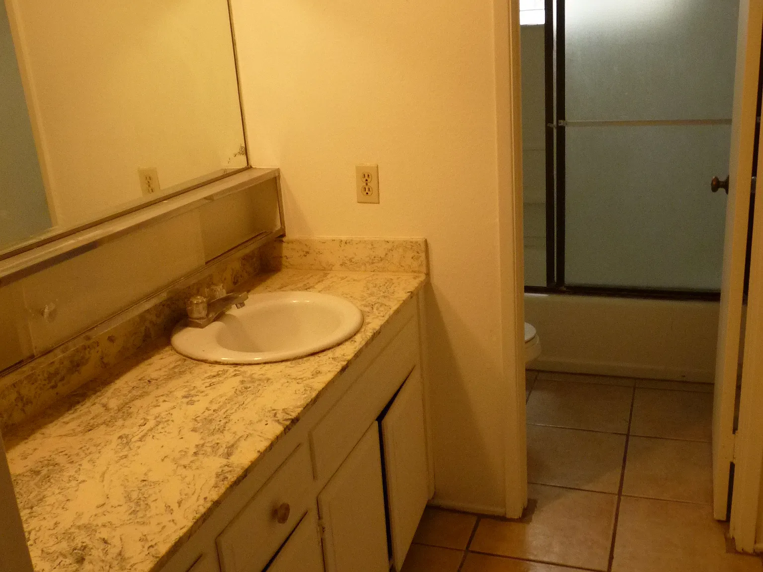 2 bed, 600 sqft, $850 — Photo 4