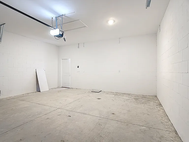 2433 Spring Tune Aly — Photo 32