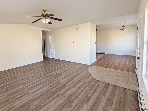 5th image of 971 Yorkshire Court
