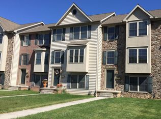 671 E Walnut St #671, Hanover, PA 17331