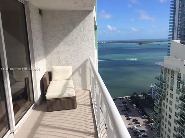 1200 Brickell Bay Dr, Miami, FL