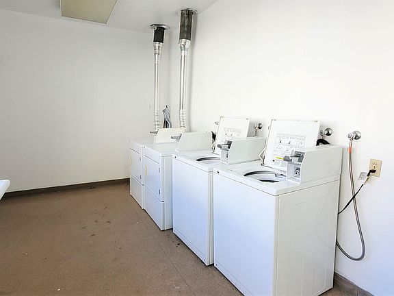 3rd image of 614 Grand Ave #20