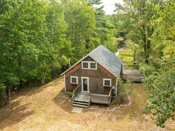 51 Mill Pond Road, Wakefield, NH 03830