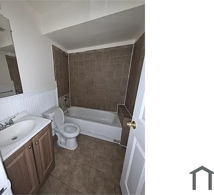 115 Leslie St #1 — Photo 9