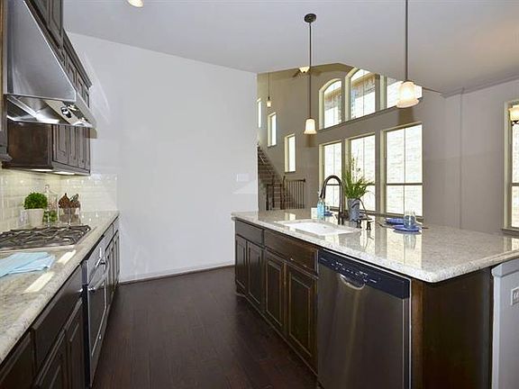 3rd image of 3071 Ivy Hill Ln