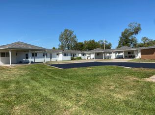 800 S Main St, Brookfield, MO 64628