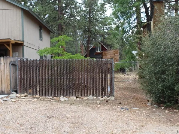 0 Cedar Ln, Sugarloaf, CA 92386