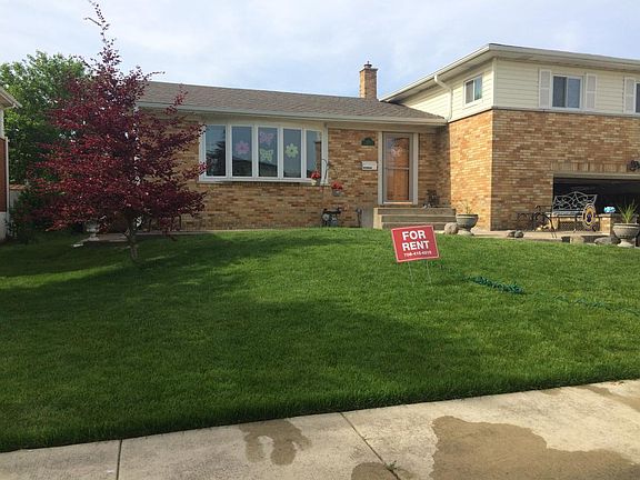 2nd image of 1691 Channing Ct