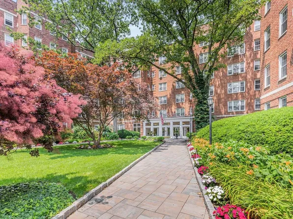 949 Palmer Road #3L, Bronxville, NY 10708