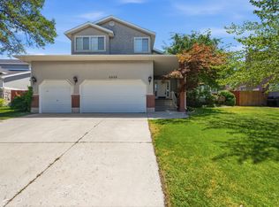 6699 S Benecia Dr, Salt Lake City, UT 84121
