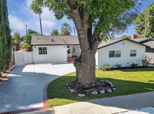 7513 Topeka Dr, Reseda, CA 91335