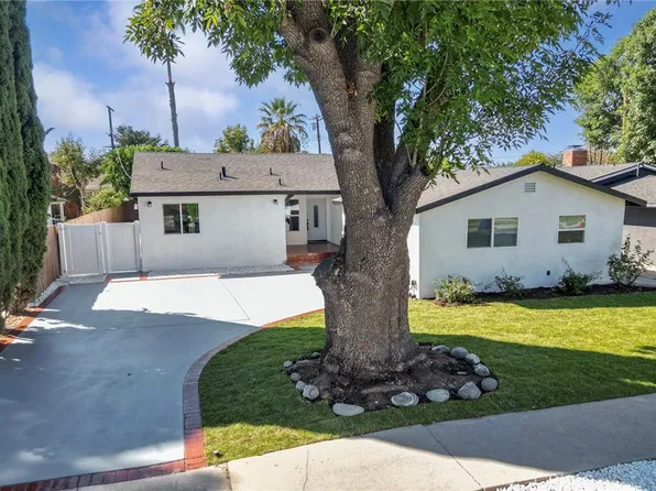 7513 Topeka Dr, Reseda, CA 91335
