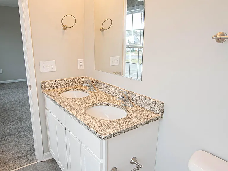 242 Morgans Ct — Photo 47