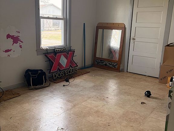 4th image of 2480 Mock Rd