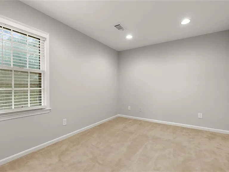 3220 Casteel Rd NE — Photo 19