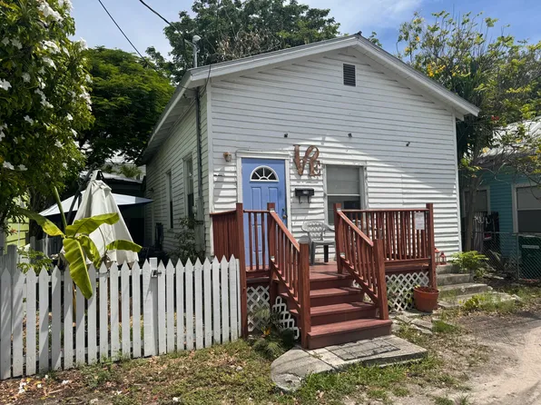 210 Angela St, Key West, FL 33040