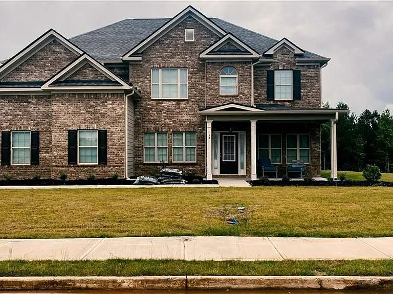 13 Killian Manor Dr — Photo 1