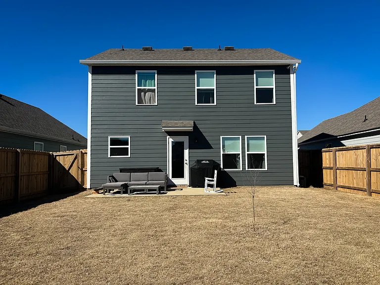 1195 Shaggy Bark Ln — Photo 2