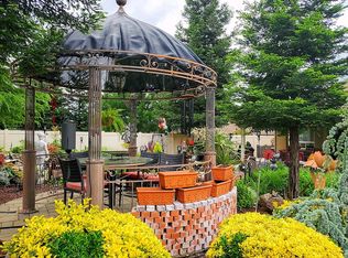 3743 Ferrero Way, Redding, CA 96001