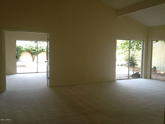 4th image of 121 E San Miguel Ave