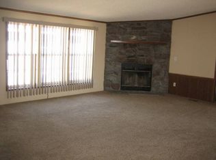 29700 Bristol Dr, Chesterfield, MI 48051