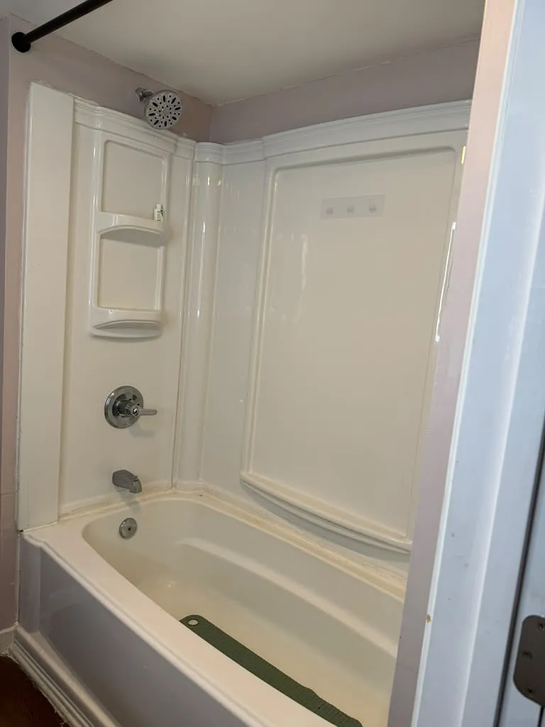2 bed, $1,400 — Photo 4