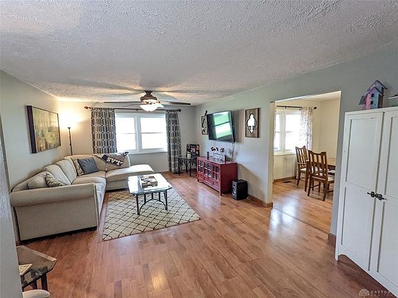 5th image of 6010 Cobbleskill Ct