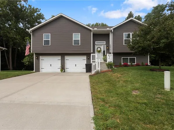 19305 E 8th Street Ct S, Independence, MO 64056