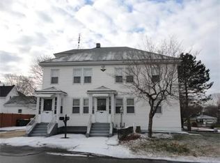 21 Saxon St, Franklin, MA 02038