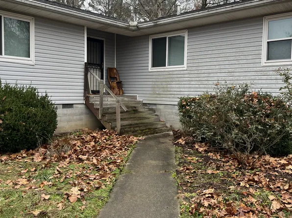 1050 Valley View Rd, Ashland City, TN 37015