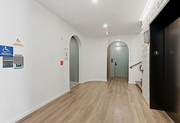 500 Merritt Ave — Photo 3