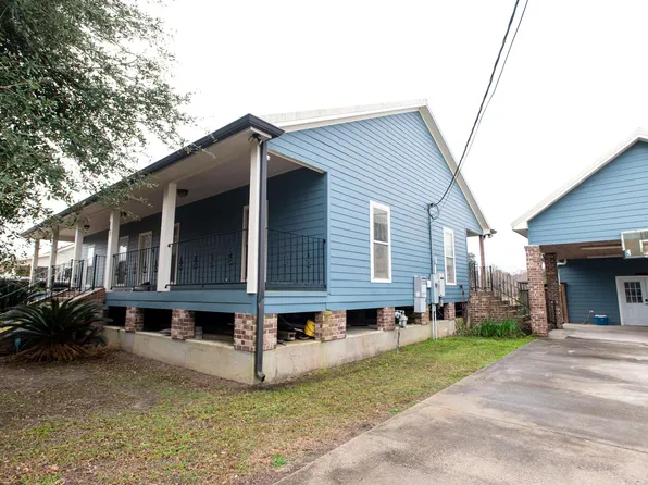 347 Le Village Dr, Larose, LA 70373