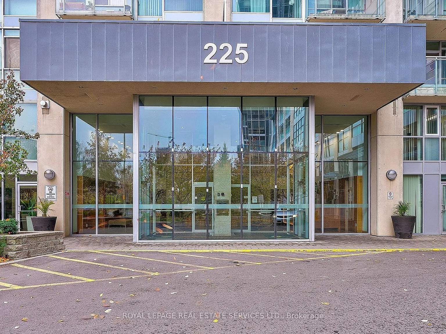 2 bed, $3,000 — Photo 2