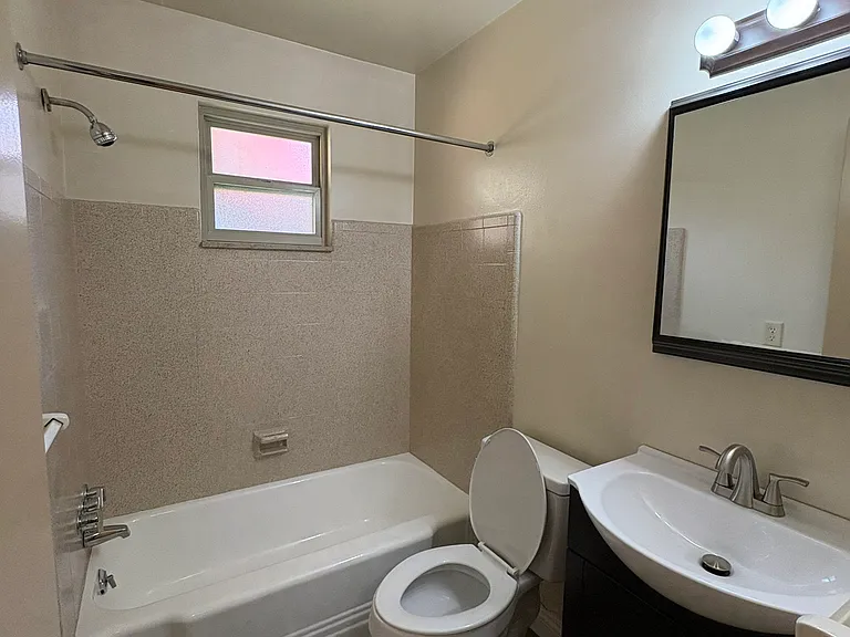 3081 Indianola Ave — Photo 4