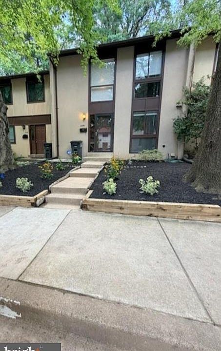 2nd image of 2206 Lofty Heights Pl