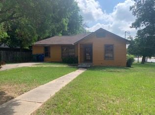 1021 Oak Dr, Huntsville, TX 77320