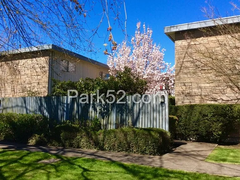 3111 N 26th St #4 — Photo 2