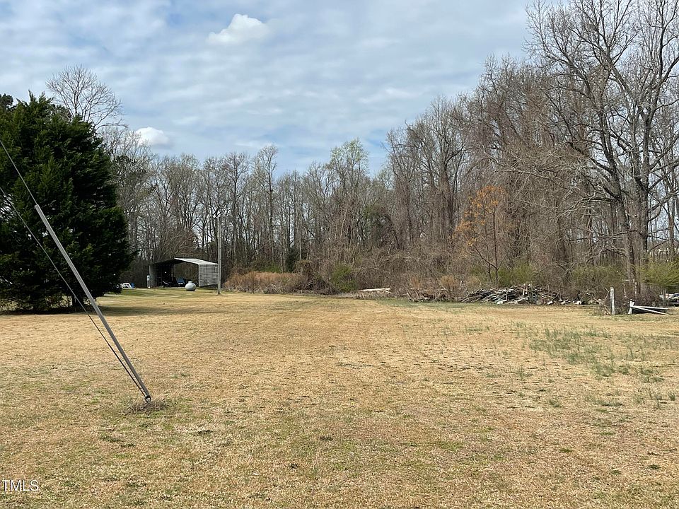 2nd image of 852 Old Stage Rd S